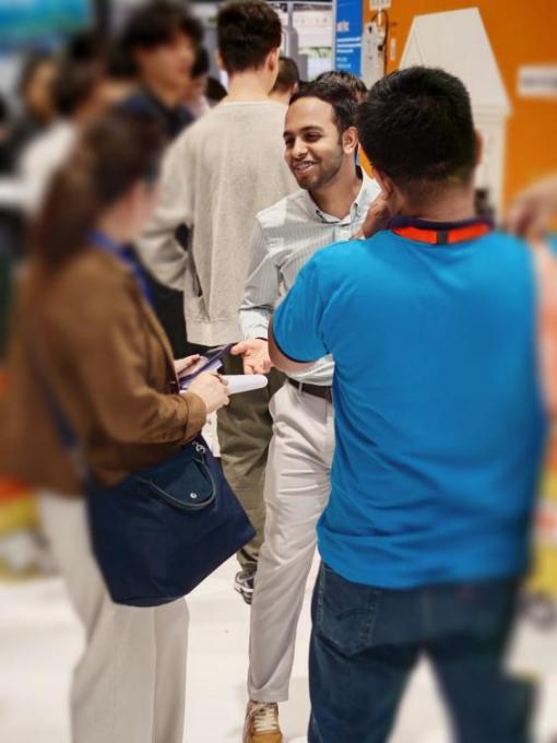 27896b7911a207142bf9d4e9b924bf4e_origin